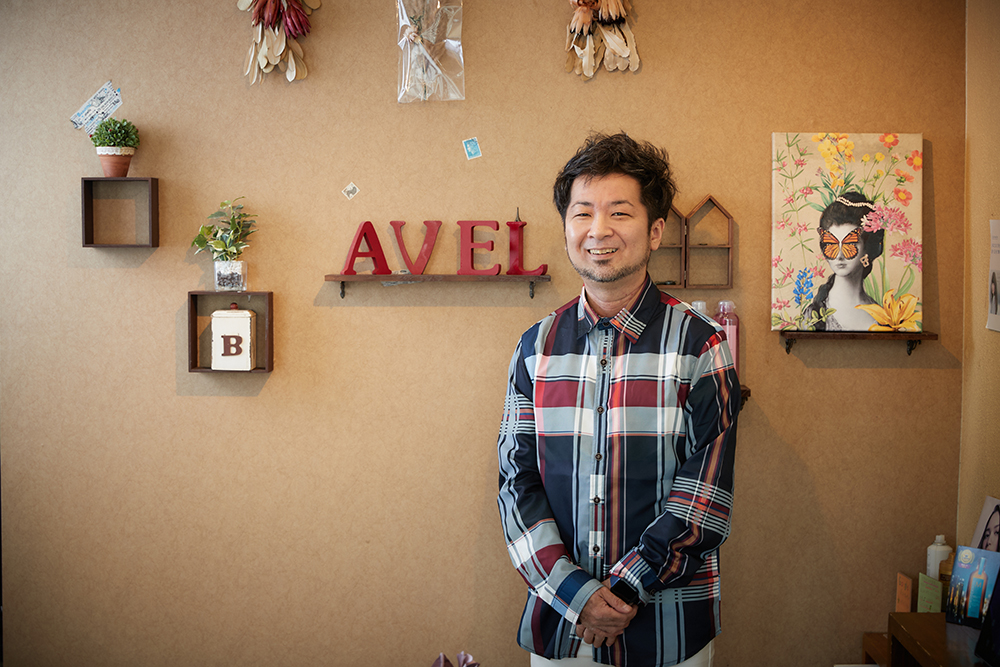 AVEL hairdesigning 代表 上原広之